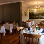 Adare 3*